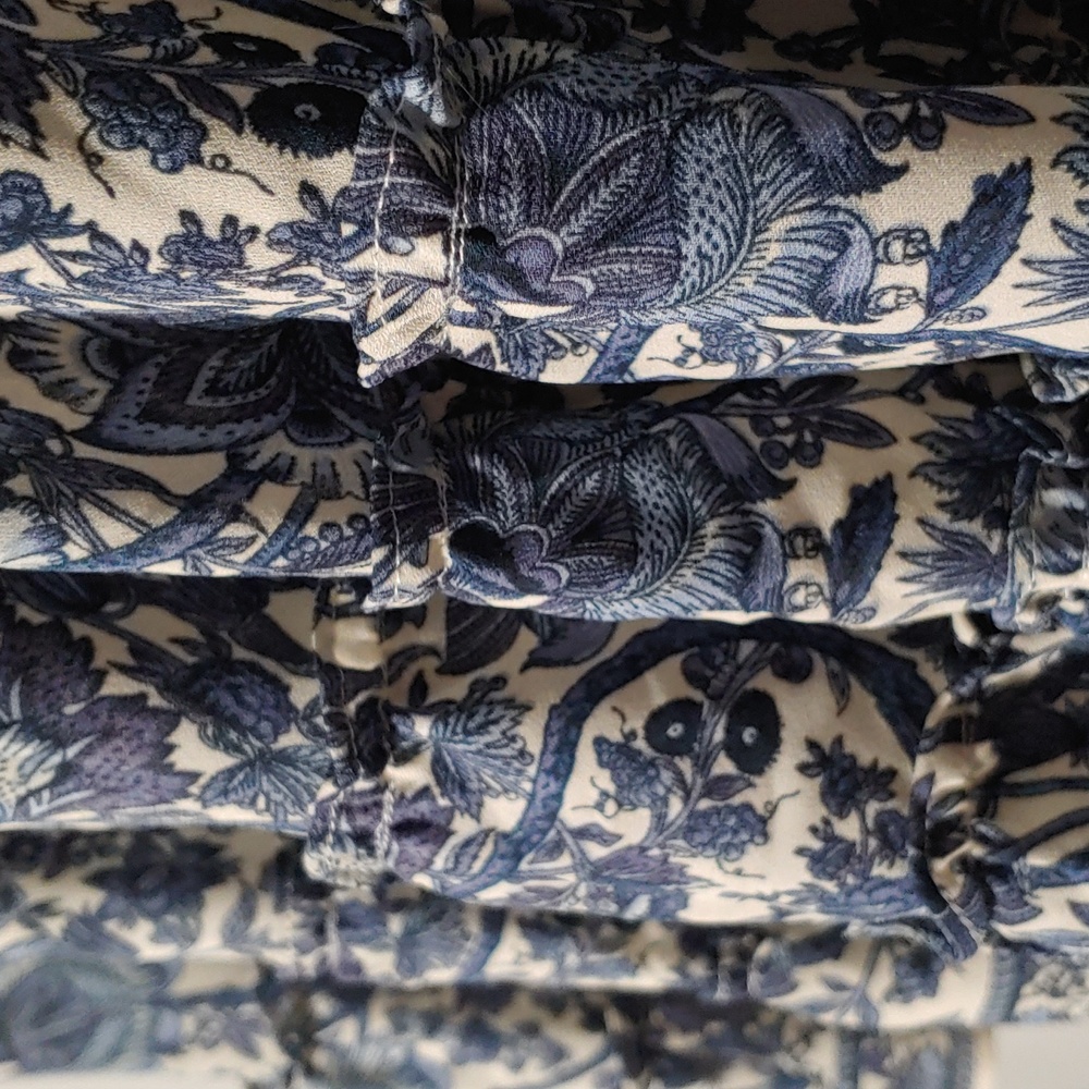 Max Studio Skirt✨️ Moving end of January 2025! Everything must go✨️